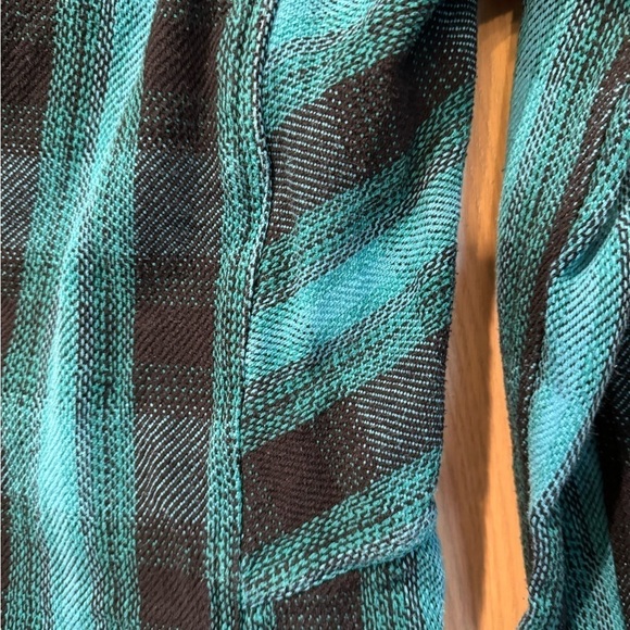 Burton Durable Goods Thick Shacket Plaid Button Front Shirt / Medium - Picture 11 of 16